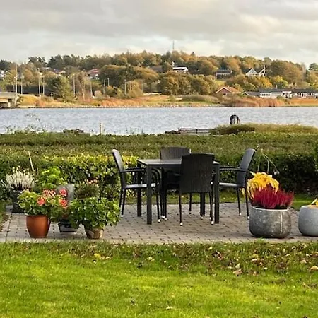 Exclusive On The Waterfront Daire Hadsund